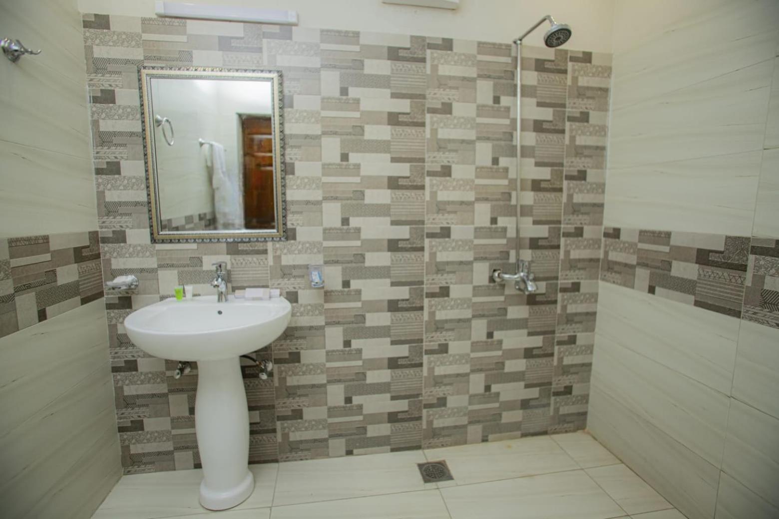 Hotel White Season Gulberg Lahore Exterior foto