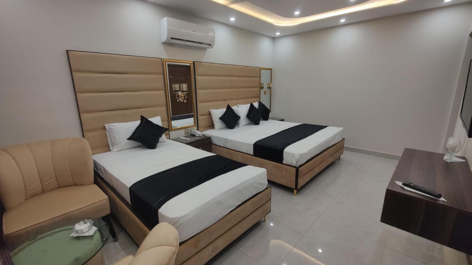 Hotel White Season Gulberg Lahore Exterior foto